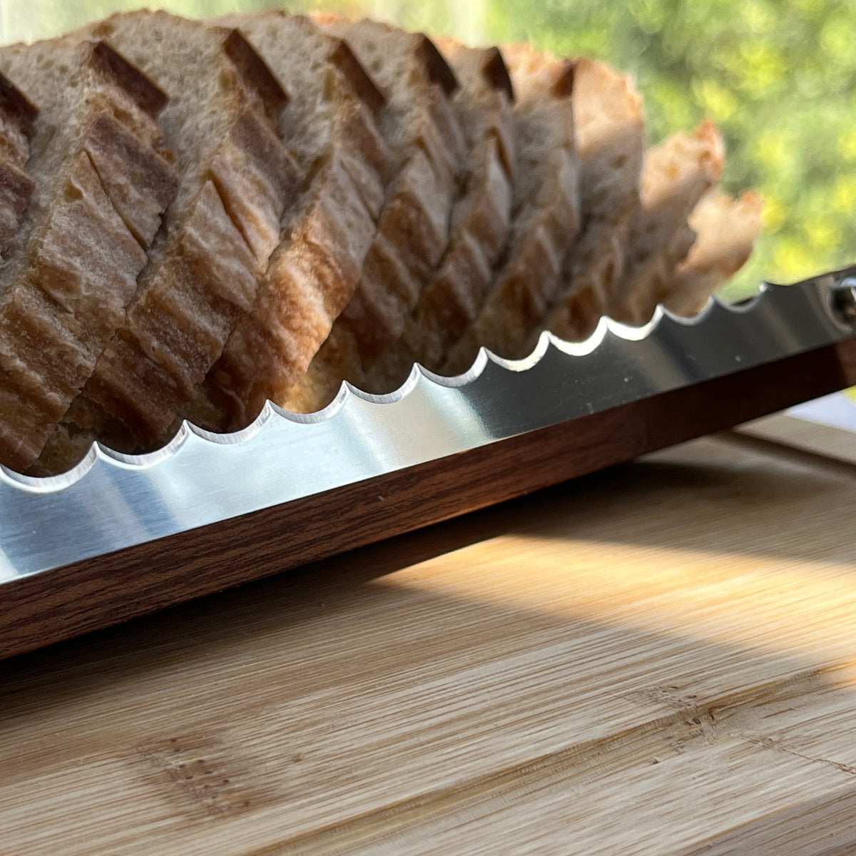 Bowmaster® Bread Knife + Free Bread Cloth