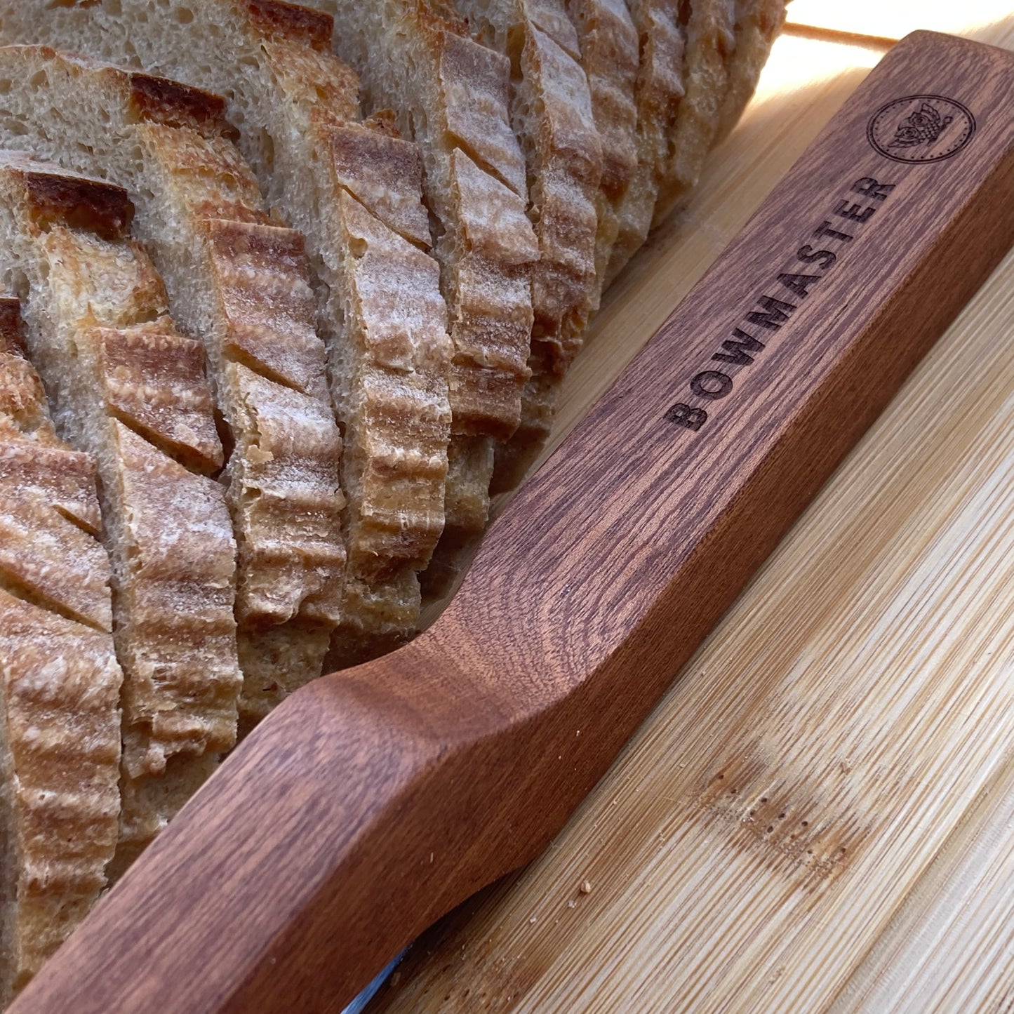 Bowmaster® Bread Knife + Free Bread Cloth